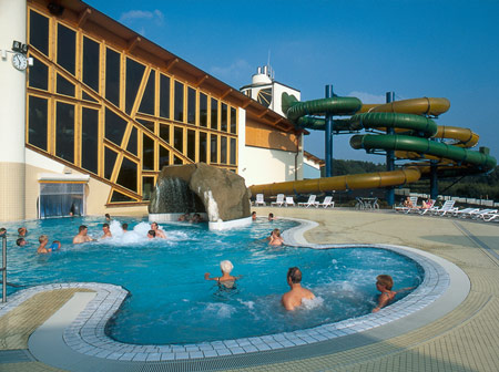 Outdoor thermal brine pool